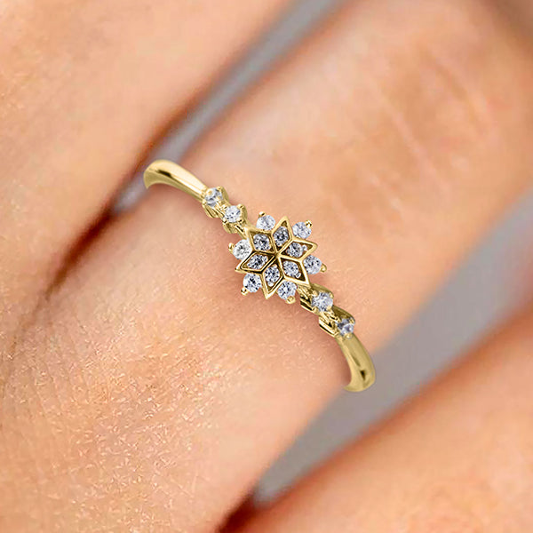 The Little Snowflake Ring